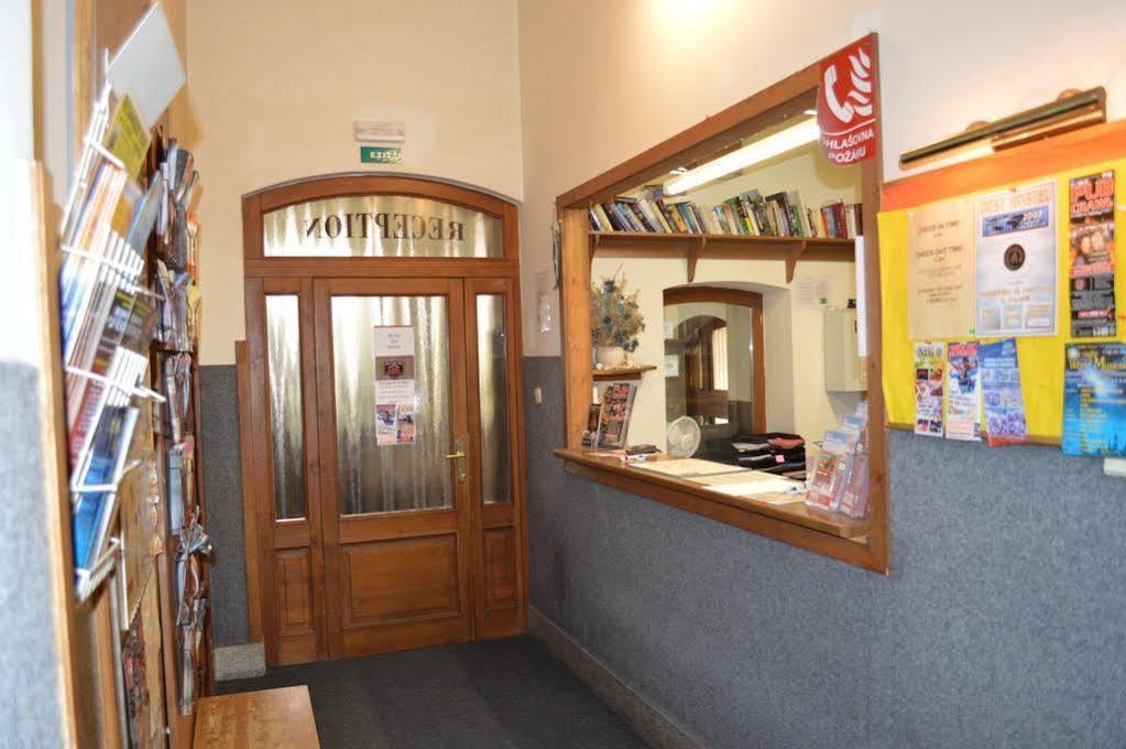 A Plus Hotel & Hostel Прага Екстериор снимка